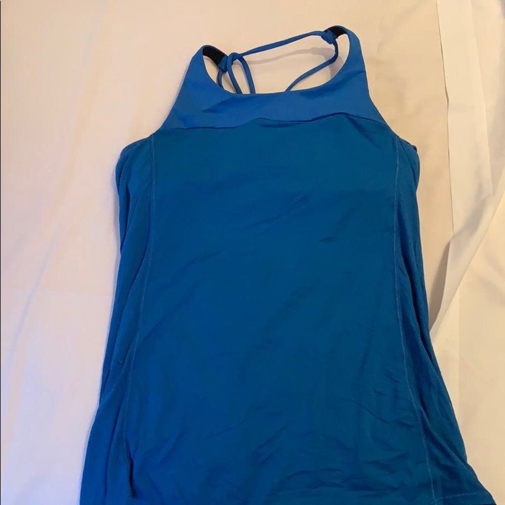 Blue lululemon tank with built in bra